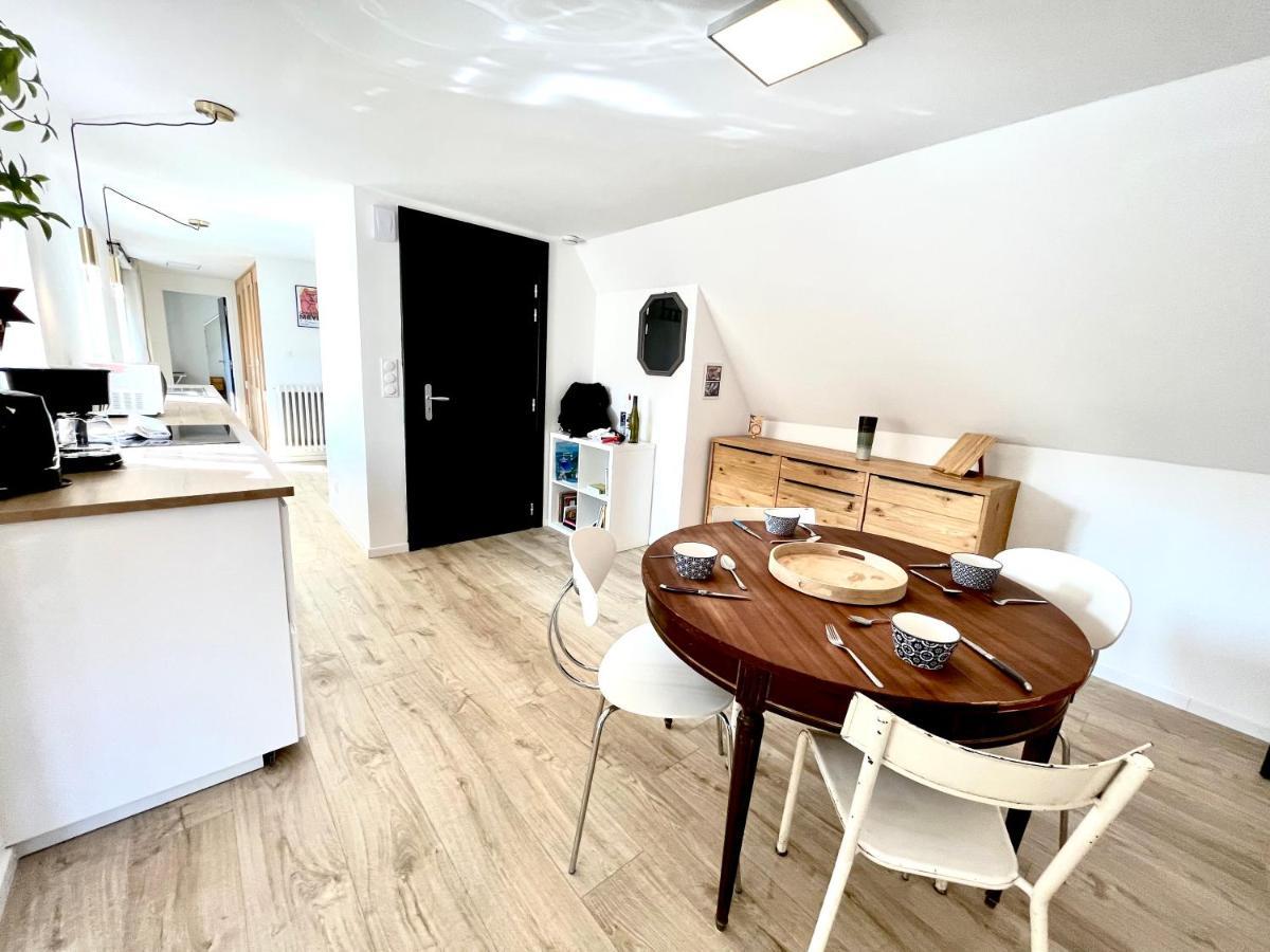 Sous Les Toits Avec Garage Et Terrasse A Ribeauville Exterior photo